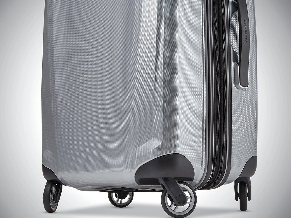 Samsonite Winfield 3 DLX Carry-On Spinner 4 Samsonite Winfield 3 DLX Carry-On Spinner - Image 2
