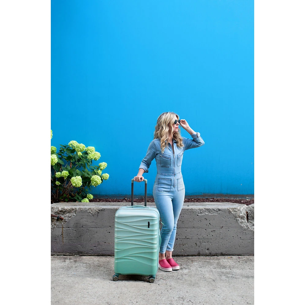 American Tourister Cascade Hardside 24" Spinner 14 American Tourister Cascade Hardside 24" Spinner - Image 12