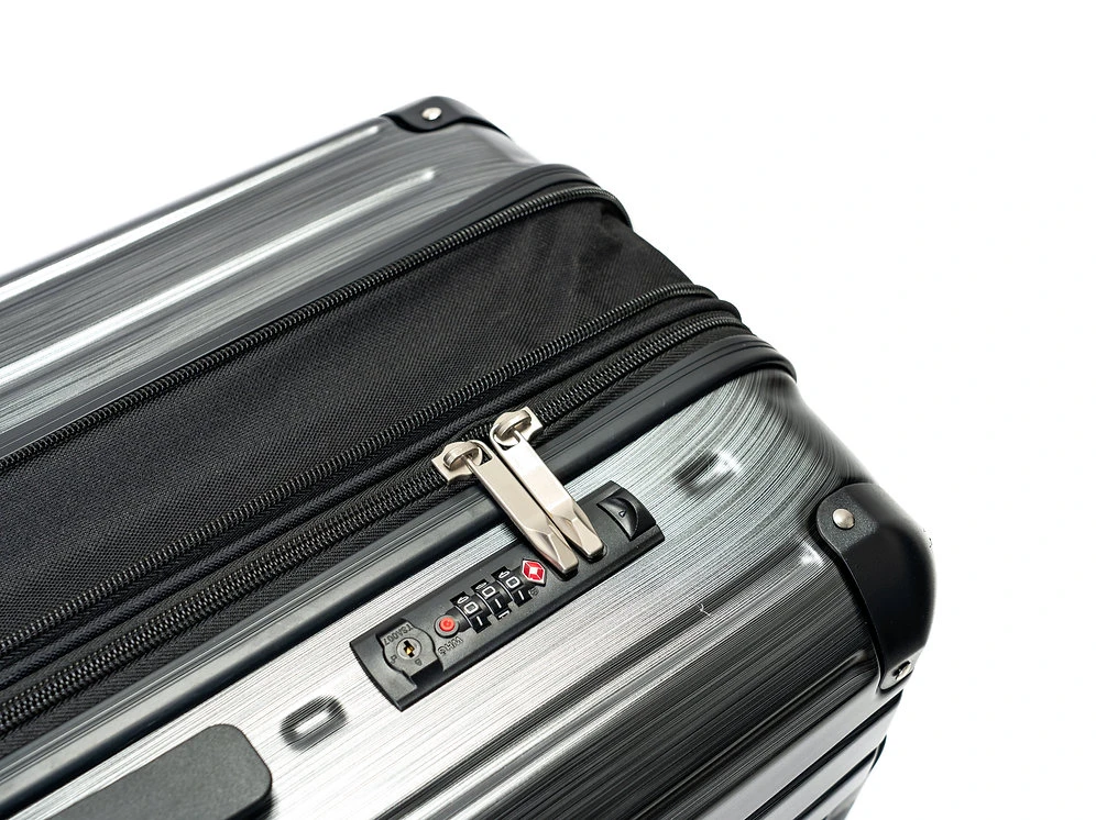 Camel Mountain 953 PC Spinner Luggage 15 Camel Mountain 953 PC Spinner Luggage - Image 13