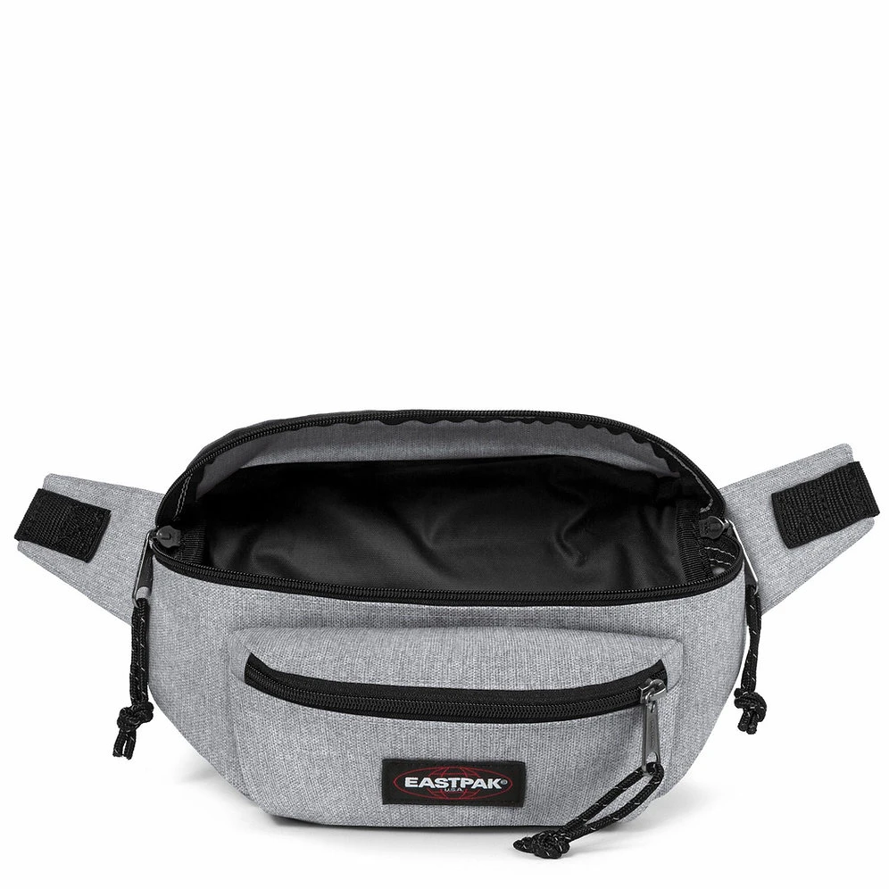 Eastpak Doggy Bag Fanny Pack 5 Eastpak Doggy Bag Fanny Pack - Image 3