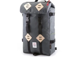 Topo Designs Klettersack Backpack 11 Topo Designs Klettersack Backpack -Osprey Shop 7cc935 3a9a05cf7aa746ff8ca74a3a332c724cmv2 1