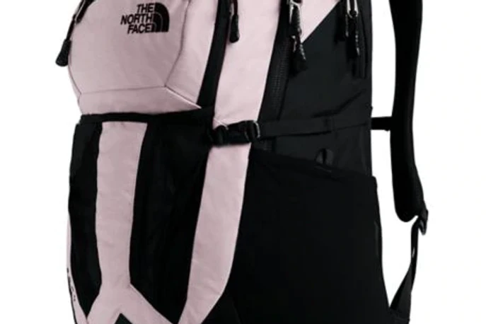 The North Face Women's Recon Backpack 4 The North Face Women's Recon Backpack - Image 2