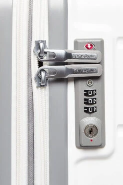 Samsonite Freeform 24" Spinner 27 Samsonite Freeform 24" Spinner -Osprey Shop 7cc935 4b69cbf8897c4ce3adcd9108ebfd186amv2