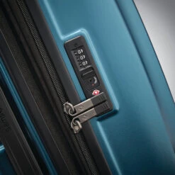 Samsonite Octiv Medium Spinner 21 Samsonite Octiv Medium Spinner -Osprey Shop 7cc935 520dabc6bc3446e5aa3fab8d0035032cmv2