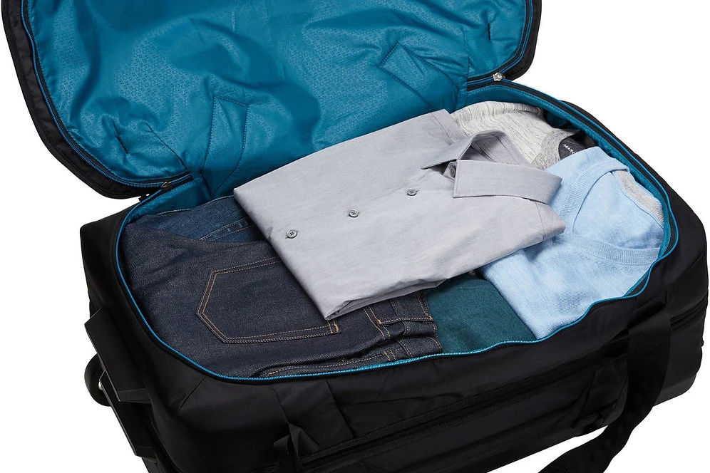 Thule Subterra Wheeled Duffel 75cm/30” 13 Thule Subterra Wheeled Duffel 75cm/30” - Image 11