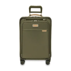 Briggs & Riley Baseline Essential Carry-On Spinner