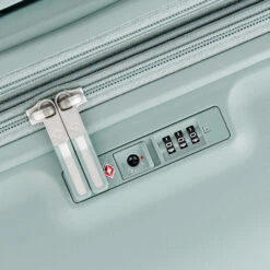 Samsonite Elevation Plus Medium Glider 24 Samsonite Elevation Plus Medium Glider -Osprey Shop 7cc935 7b79ce3cd5de4ba48e2eb294618abe34mv2