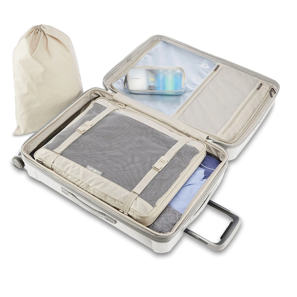 Samsonite Silhouette 17 Hard Side Spinner - Medium 13 Samsonite Silhouette 17 Hard Side Spinner - Medium - Image 11