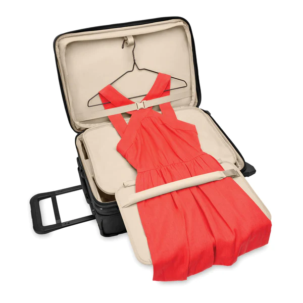 Briggs & Riley Baseline Essential 22" 2-Wheel Expandable Carry-On 13 Briggs & Riley Baseline Essential 22" 2-Wheel Expandable Carry-On - Image 11