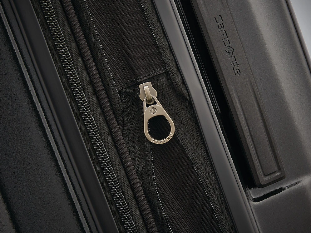 Samsonite Octiv Carry-On Spinner 6 Samsonite Octiv Carry-On Spinner - Image 4