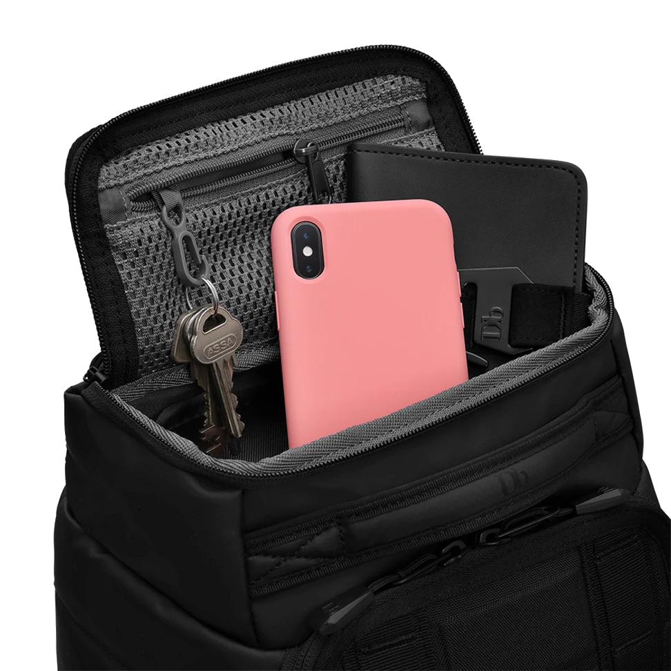 Douchebags The Strøm 20L Backpack 9 Douchebags The Strøm 20L Backpack - Image 7