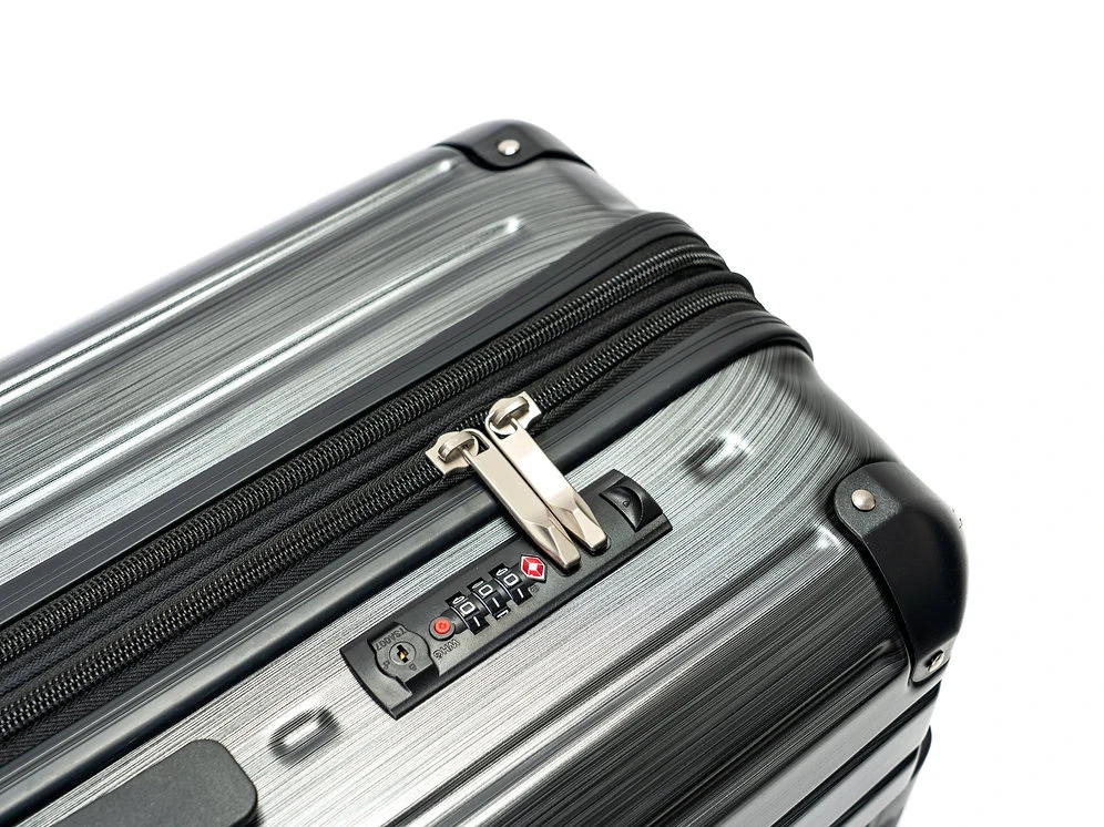 Camel Mountain 953 PC Spinner Luggage 16 Camel Mountain 953 PC Spinner Luggage - Image 14