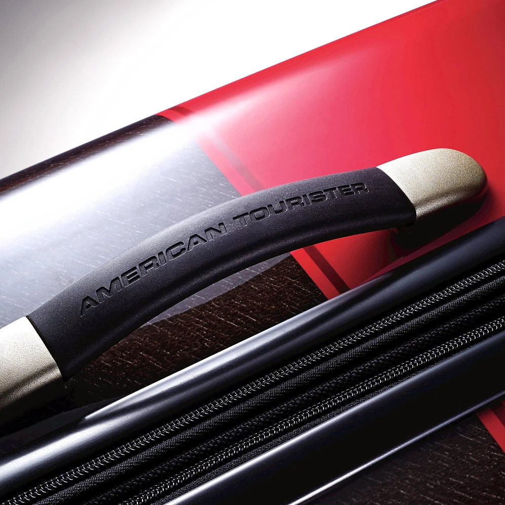 American Tourister Disney 28" Hardside Spinner 9 American Tourister Disney 28" Hardside Spinner - Image 7