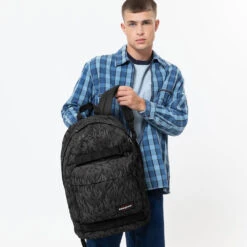 Eastpak Skate Pak'R Backpack 25 Eastpak Skate Pak'R Backpack -Osprey Shop 7cc935 c0e356ae9bff42cdac9e31ac11a9e4a9mv2 2