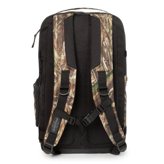 Eastpak Tecum Real Tree Camo - Large 8 Eastpak Tecum Real Tree Camo - Large - Image 6