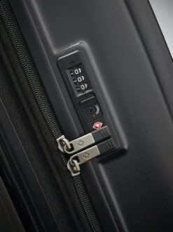 Samsonite Octiv Large Spinner -Osprey Shop 7cc935 cd4e784cc0964977ba6ff7bd6396f8e7mv2 2