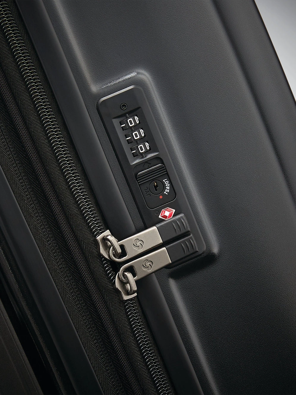 Samsonite Octiv Large Spinner 6 Samsonite Octiv Large Spinner - Image 4