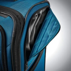 American Tourister Zoom Turbo 28" Spinner-Large 27 American Tourister Zoom Turbo 28" Spinner-Large -Osprey Shop 7cc935 d9de9a8eb11c4ff9a654897f1f16f115mv2 3