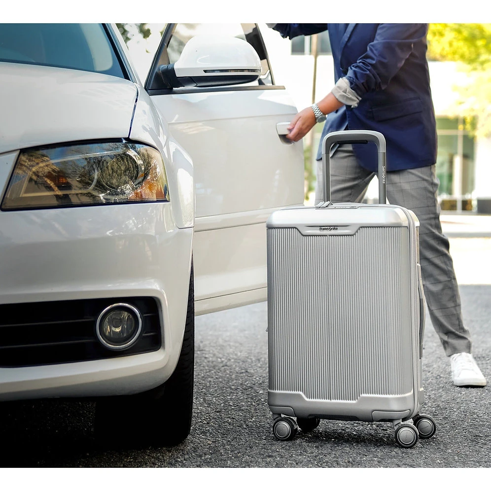 Samsonite Silhouette 17 Hard Side Spinner - Medium 17 Samsonite Silhouette 17 Hard Side Spinner - Medium - Image 15