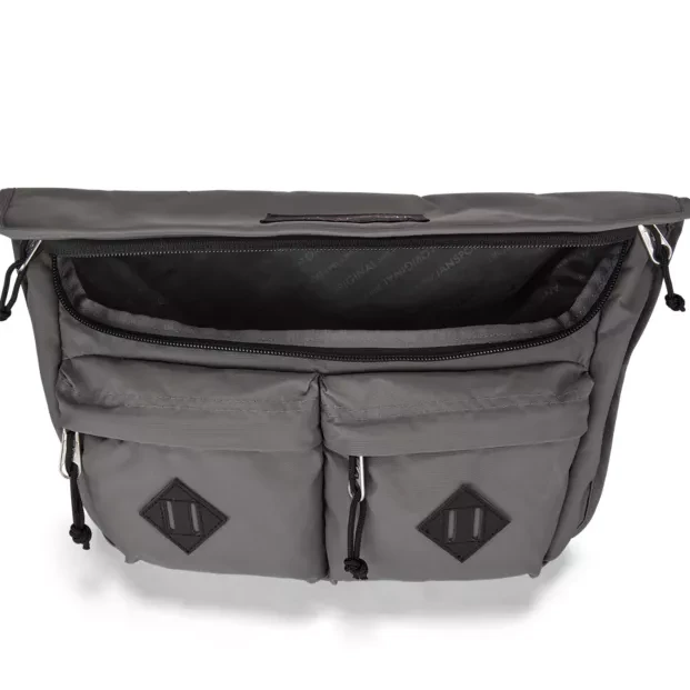 JanSport Larimer Crossbody Bag 8 JanSport Larimer Crossbody Bag - Image 6