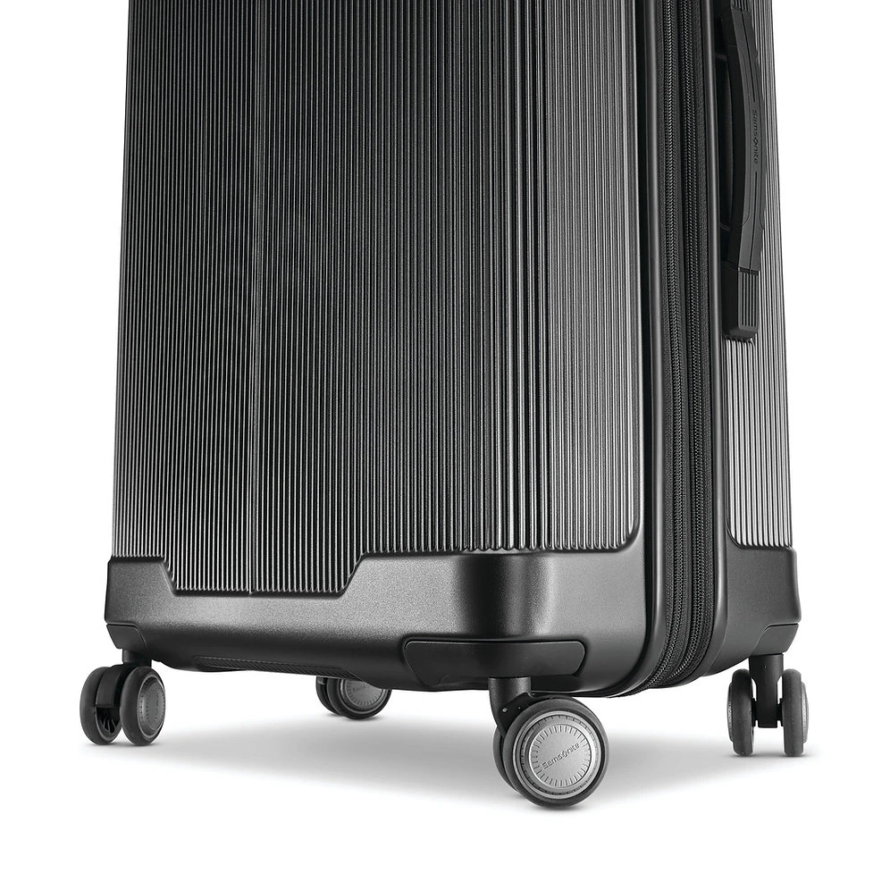 Samsonite Silhouette 17 Hard Side Spinner - Large 11 Samsonite Silhouette 17 Hard Side Spinner - Large - Image 9
