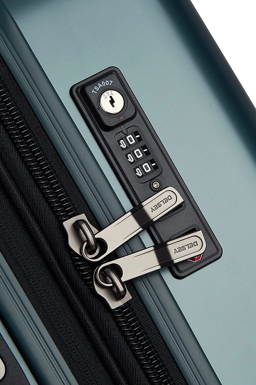 Delsey Helium Titanium 21" Exp. Spinner Carry-On 7 Delsey Helium Titanium 21" Exp. Spinner Carry-On - Image 5