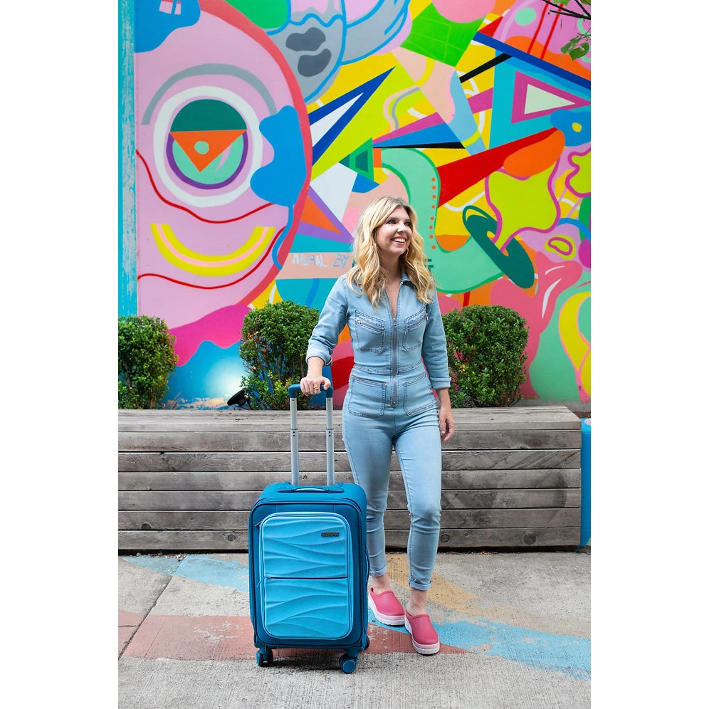 American Tourister Cascade 20" Spinner 16 American Tourister Cascade 20" Spinner - Image 14